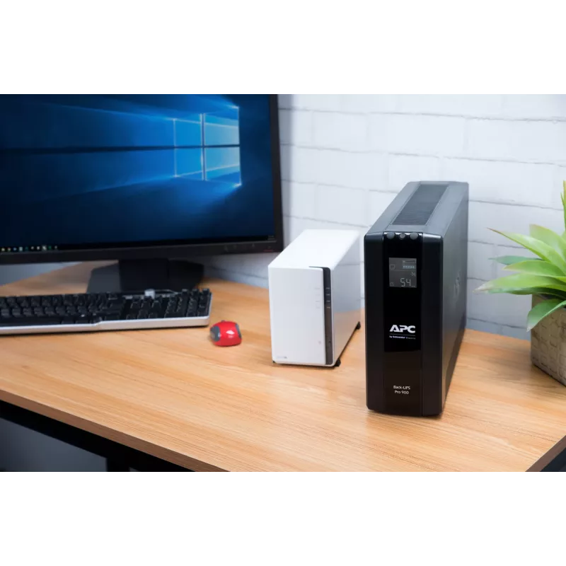 APC Back-UPS PRO BR900MI - 6x C13 väljund, USB, 900VA, Line-Interactive, 0,9 kVA, 540 W, siinus, 176 V, 294 V