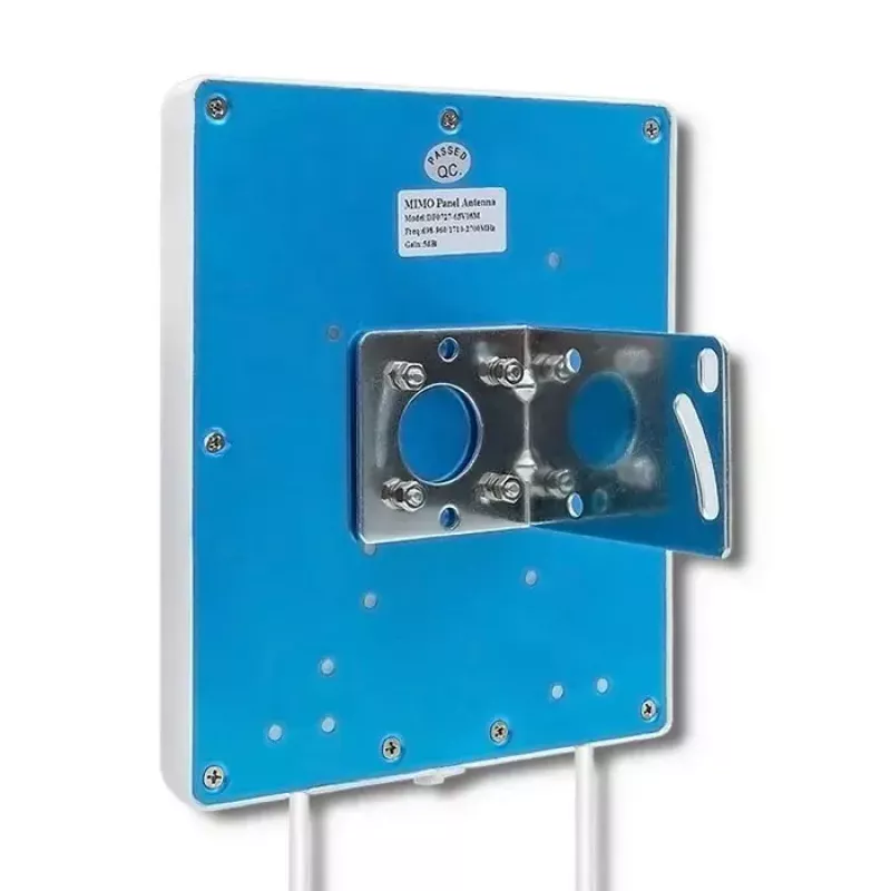 Väline 4G LTE antenn QOLTEC 57020 14 dBi — suundantenn mobiilse lairiba jaoks