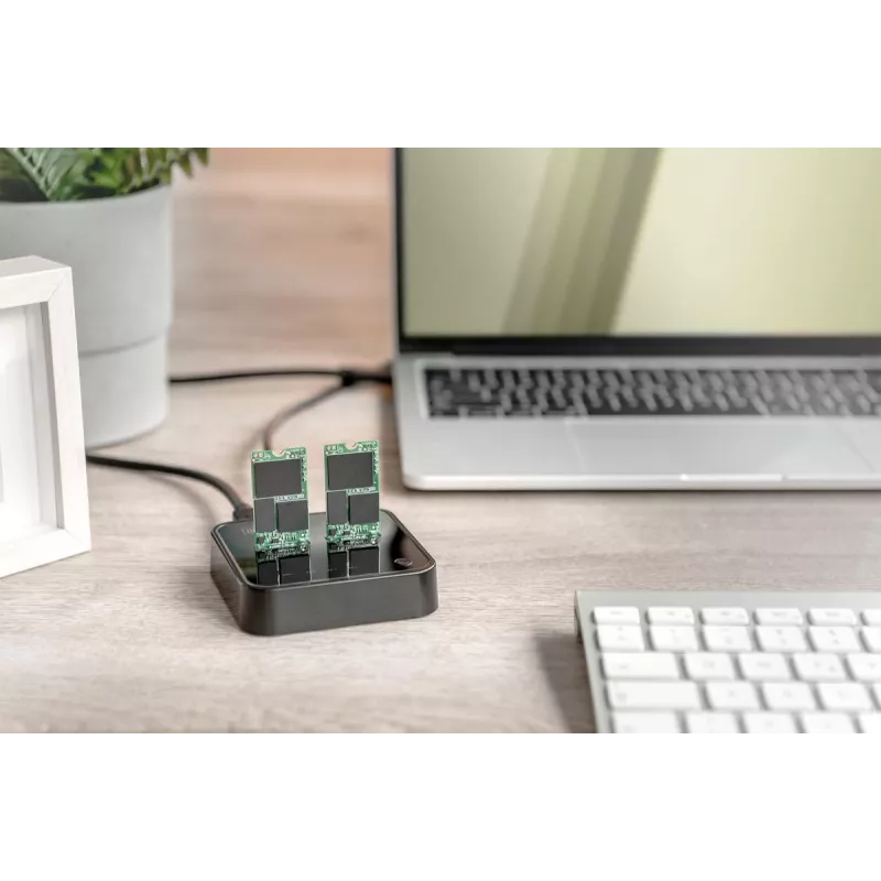 Digitus Dual M.2 NVMe SSD dokkimisjaam USB-C võrguühenduseta kloonimisfunktsiooniga