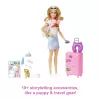 Barbie Dreamhouse Adventures nukk ja tarvikud, „Malibu“ reisikomplekt kutsika ja enam kui 10 osaga, sealhulgas töötav kohver