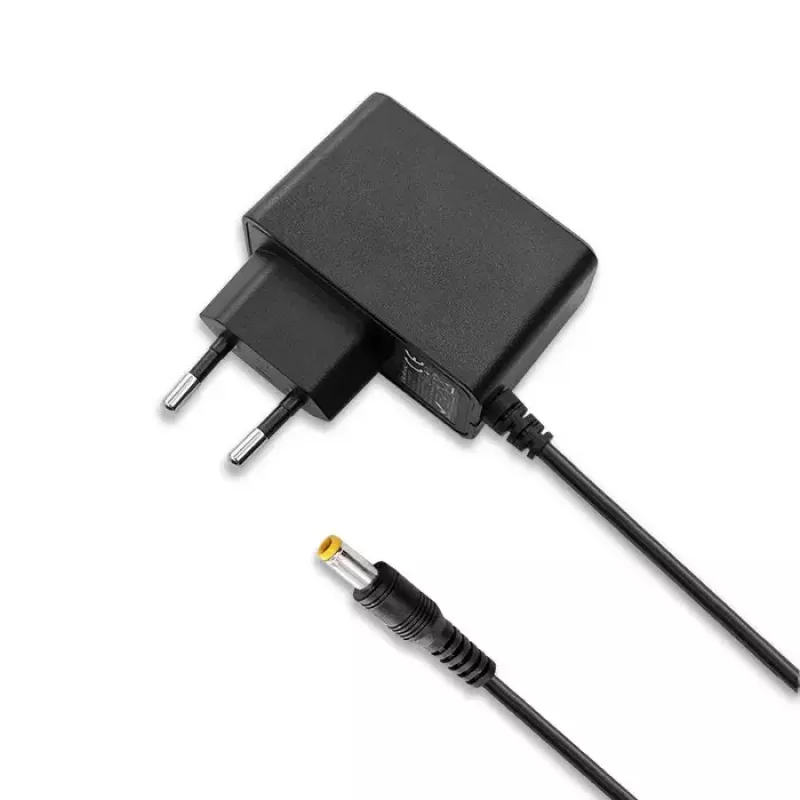 Toiteadapter Qoltec 51021 siseruumidesse Must 220-240V 1.4m kaabel