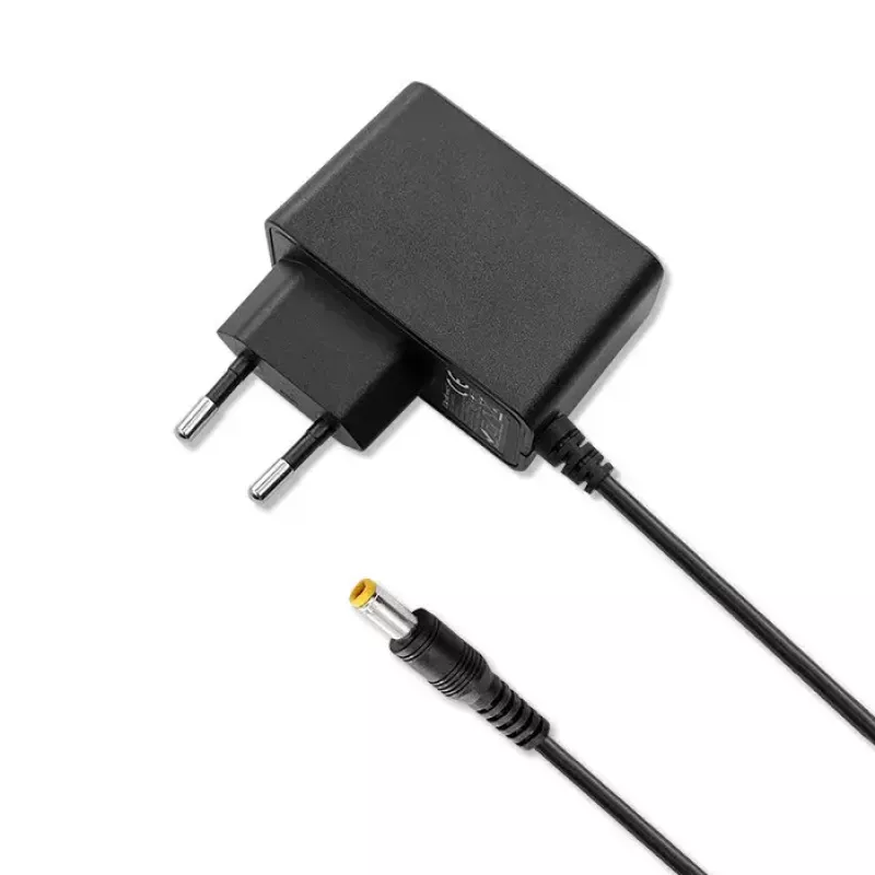 Toiteadapter Qoltec 52403 siseruumidesse 9 W must 220–240 V
