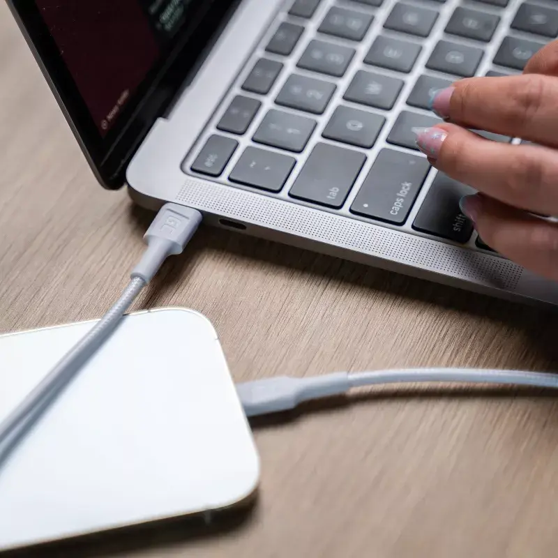 Kaabel roheline Cell Lightning USB‑C-le 1 m, 29 W, valge, andmeedastus 480 Mbps