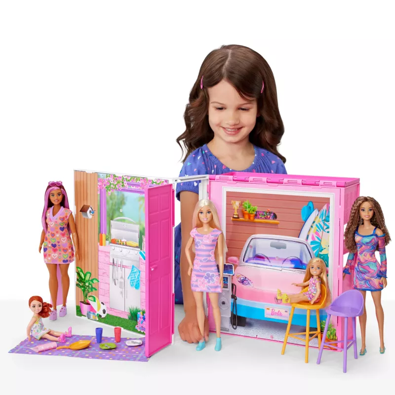 Barbie puhkemaja nukumaja nukuga, 4 mänguala ja 11 dekoratiivset tarvikut