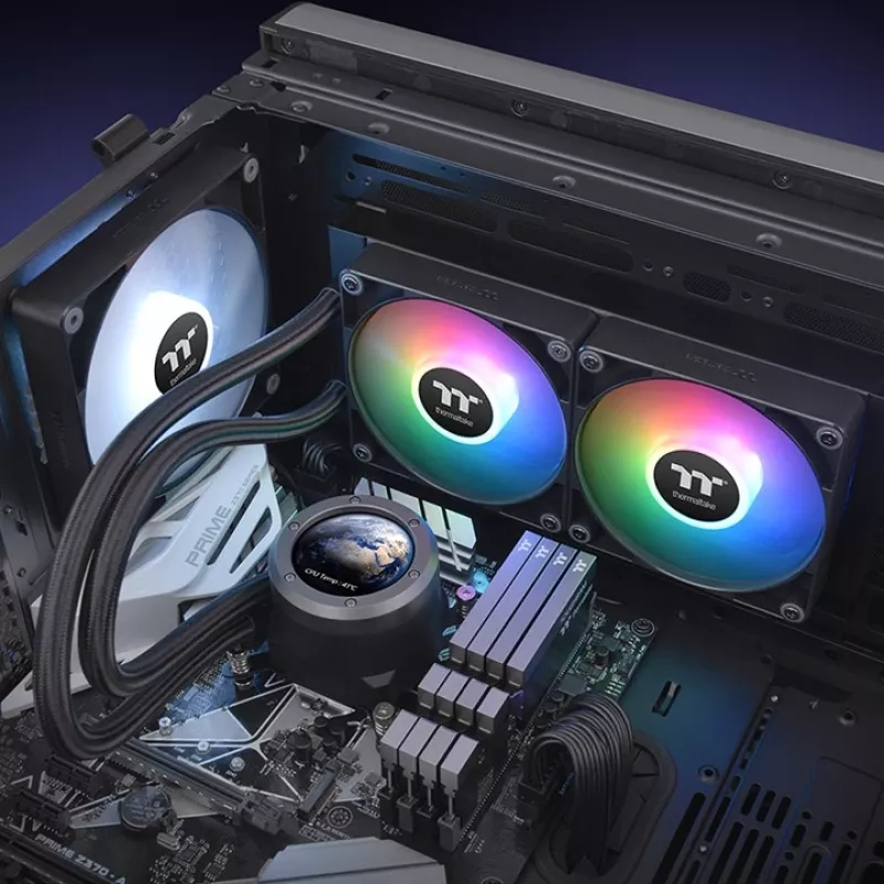 THERMALTAKE Vesijahutus - TH240 V2 Ultra ARGB Sync kõik-ühes vedelikjahuti