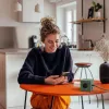 Hama 00201996 mobiilseadme laadija Nutitelefon Valge Vahelduvvool Kiirlaadimine Siseruumides, välistingimustes