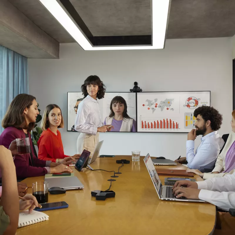 HP Poly Studio E60 nutikaamera 4K MPTZ 12x optilise suumiga