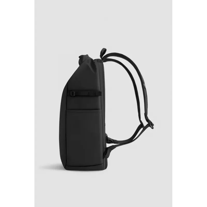 Seljakott XDDESIGN P706.2801 Urban veekindel 20L, 15.6-tollise sülearvutilahter, Must