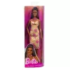 Barbie Fashionistas nukk nr 233 ruudulises lillelises midikleidis, mustade juustega
