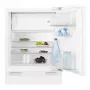 Sisseehitatud kombikülmik Electrolux LFB3AE82R — 93 L kogumaht, 16 L ülemine sügavkülmik, puutejuhtimine, ümberpööratavad uksed, valge