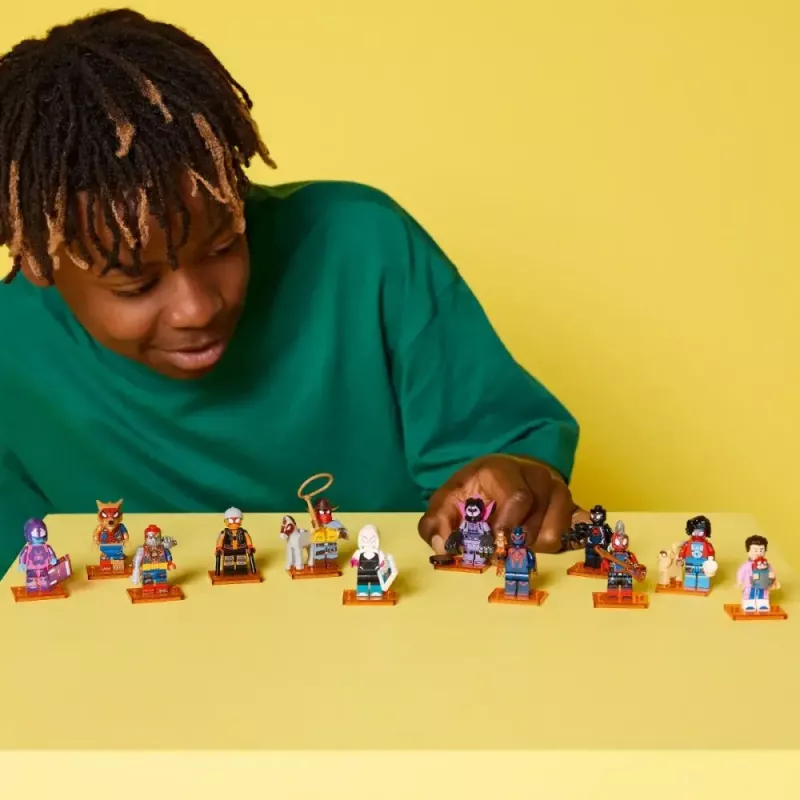 LEGO Minifigures 71050 seeria karp (väljapanekukarp)