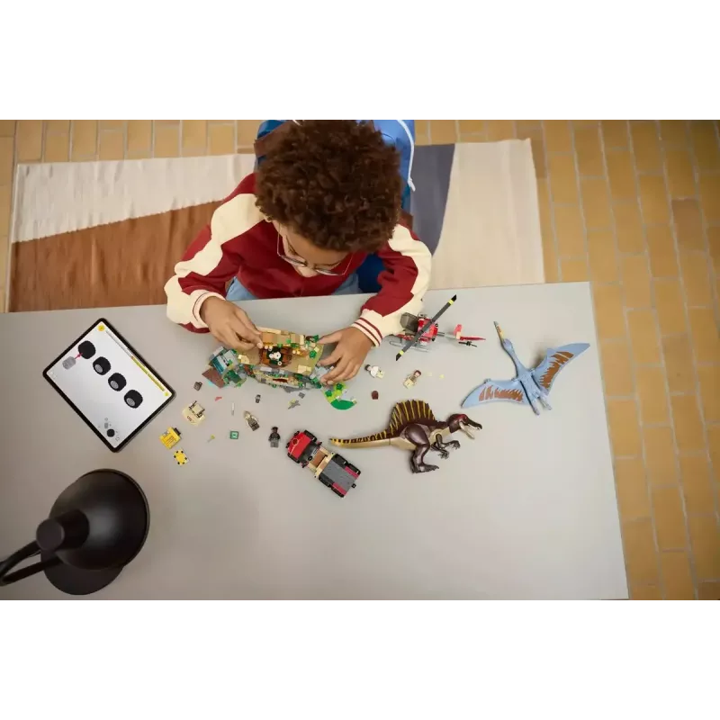 LEGO Jurassic World Õhumissioon Quetzalcoatluse ja Spinosaurusega 76976 — 984 tükki, 4 minifiguuri, vanus 8+