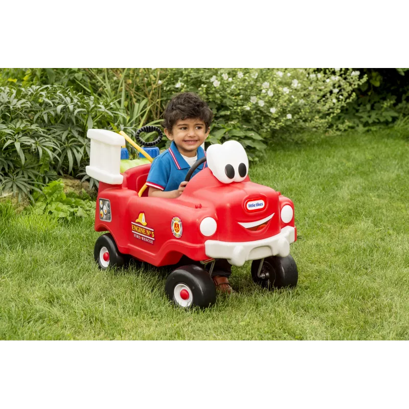 Little Tikes Spray & Rescue Fire Truck, 1,5 a, 4 ratast, Plast, Must, Punane, Valge