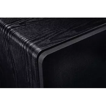 Aktiivne bassikõlar Magnat Alpha RS12 — 12-tolline draiver, 120 W RMS, 20–200 Hz, D-klass, must