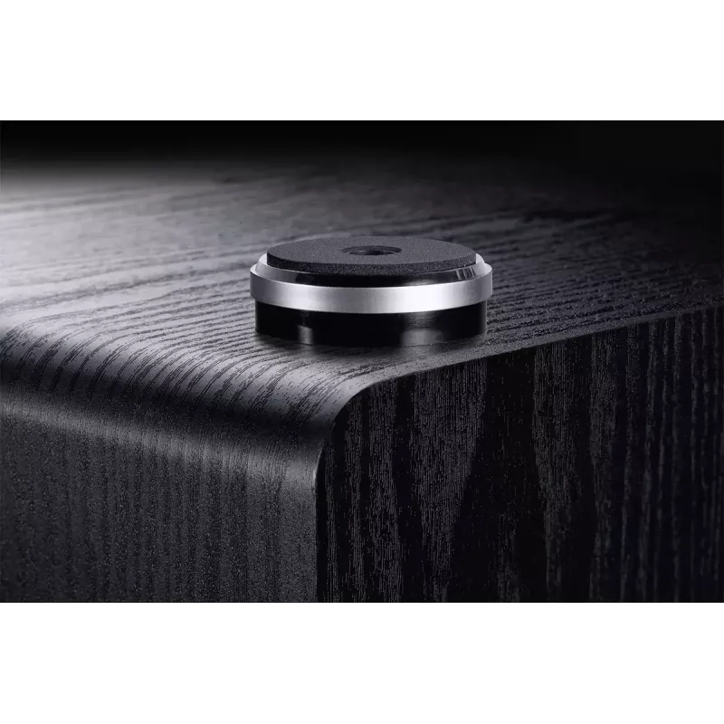 Aktiivne bassikõlar Magnat Alpha RS12 — 12-tolline draiver, 120 W RMS, 20–200 Hz, D-klass, must