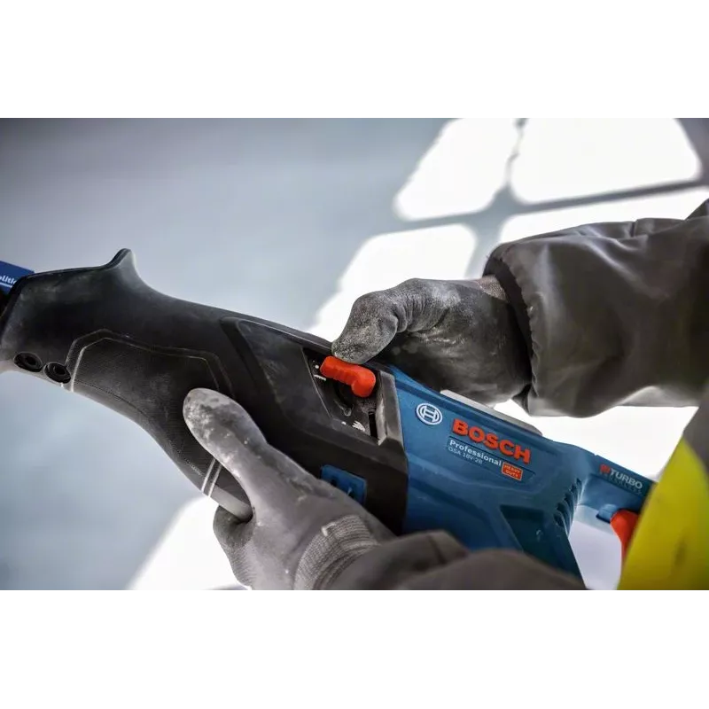 Saag Bosch GSA 18V-28 Professional