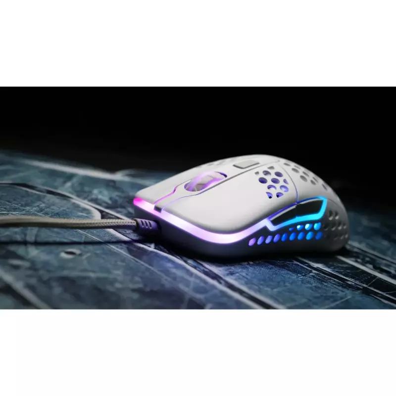 XTRFY M42 mõlemakäeline mängurihiir — optiline sensor, 16 000 DPI, USB Type-A, valge, RGB