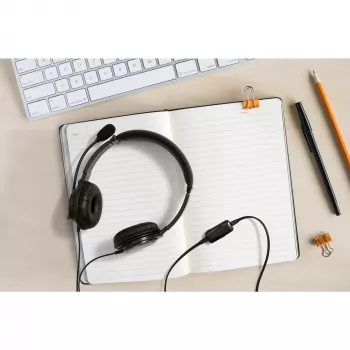 Kensington Classic USB-A peakomplekt mikrofoni ja helitugevuse reguleerimisega