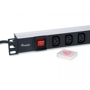 Equip 333310 toitejaotusseade (PDU) 8 vahelduvvoolu pistikupesa 1U must