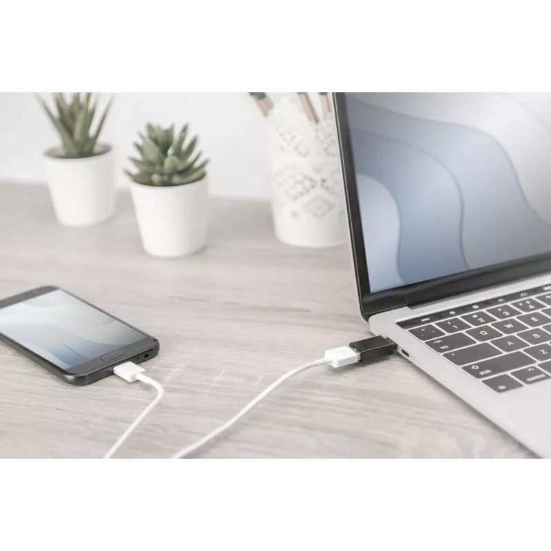 DIGITUS USB-C-adapter, tüüp C -> A SuperSpeed, must