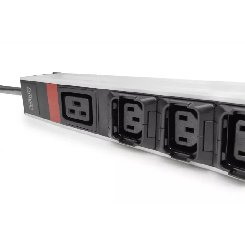 DIGITUS IT BASIC PDU. 3PH. 16A. 24 x C13. 3 x C19 Vertikaalne. 3 m kaabel. IEC309 3Ph-16A pistik