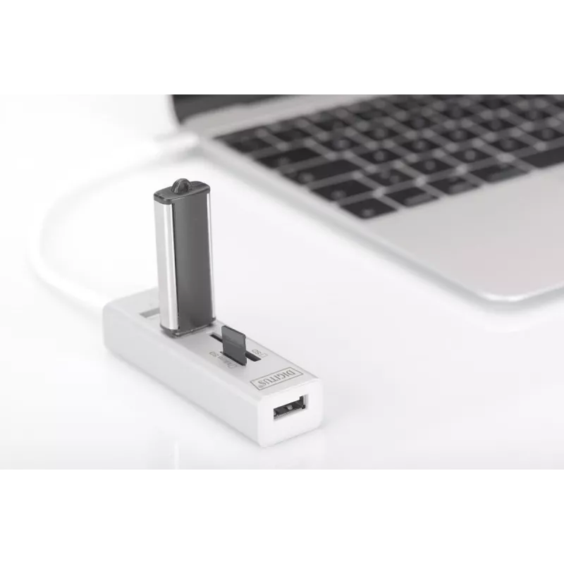 DIGITUS USB 2.0 Type C HUB kaardilugejaga 3x USB 2.0. 1x SD, 1x MicroSD port Alumiiniumkorpus