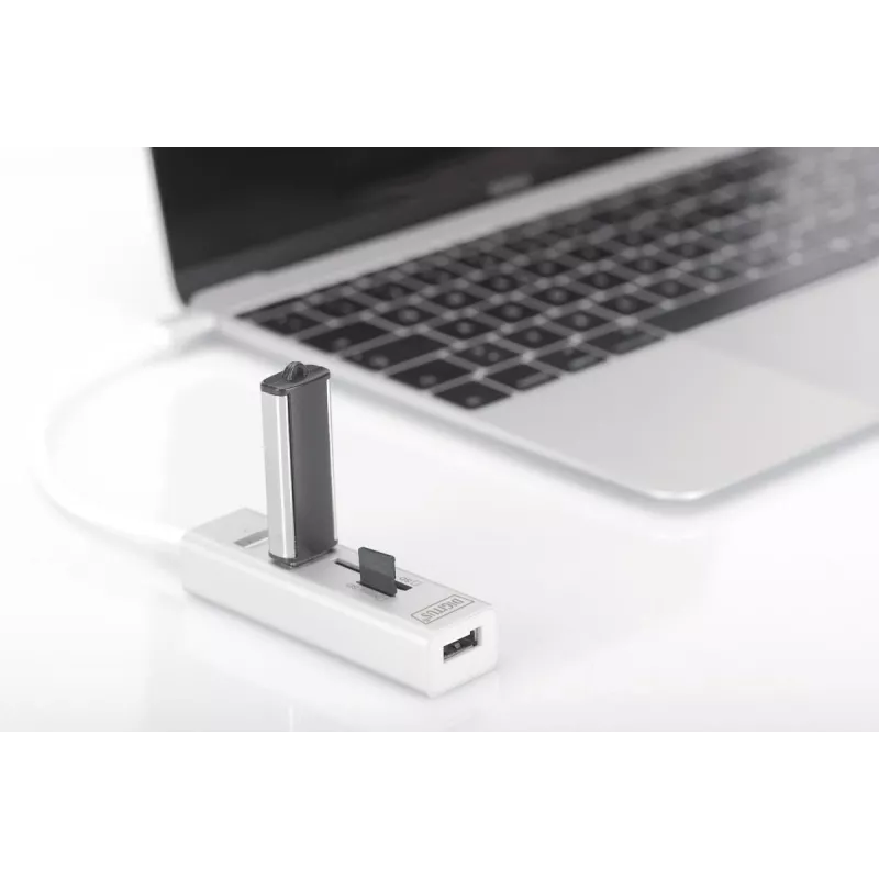 DIGITUS USB 2.0 Type C HUB kaardilugejaga 3x USB 2.0. 1x SD, 1x MicroSD port Alumiiniumkorpus
