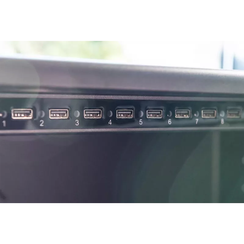 DIGITUS laadimiskär, 16 laadimisalust, 14in, must 384 x 550 x 375 mm, elektriline lukk, sisaldab USB-d, ventilaator