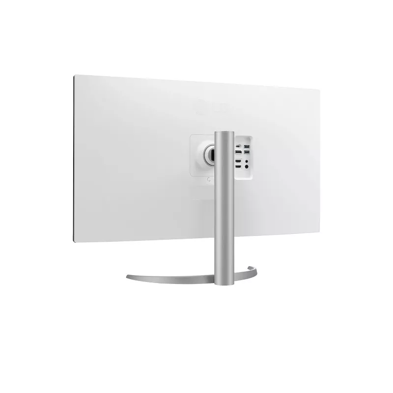 LG 27BP55U-B arvutikuvar 68,6 cm (27 tolli) 3840 x 2160 pikslit 4K Ultra HD LED Hõbedane