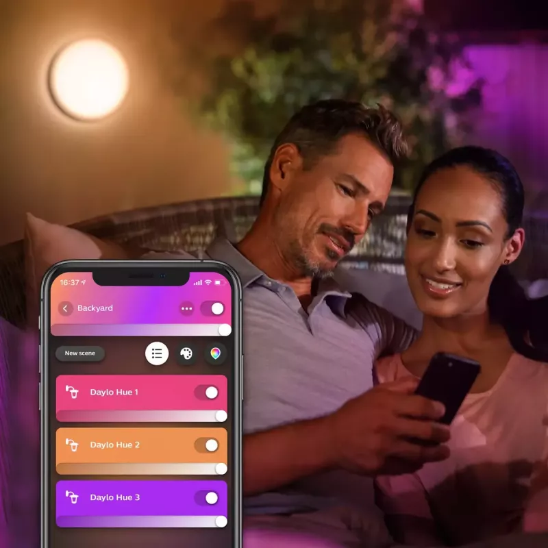 Philips Hue Valge and colour ambience Daylo välisseinavalgusti