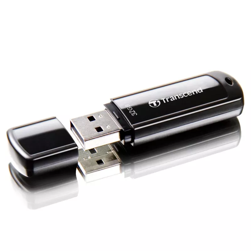 TRANSCEND Jetflash 700 - 32 GB USB-mälupulk - USB 3.0 - must