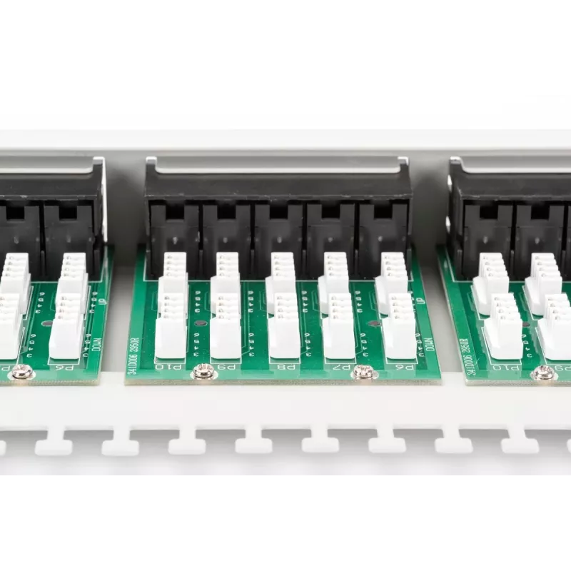 DIGITUS CAT 3 ISDN patch-paneel, varjestamata, 50 porti RJ45, 8P4C, LSA, 1U, rack-paigaldus, värvus hall RAL 7035