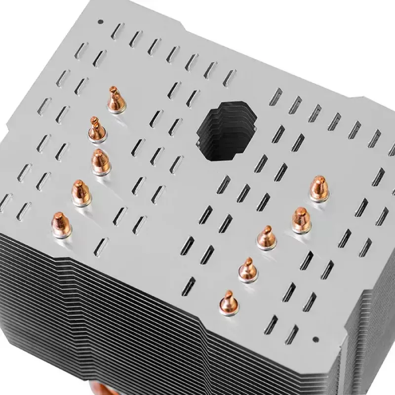 Jahuti Thermalright Macho Direct protsessorile 14 cm must hall