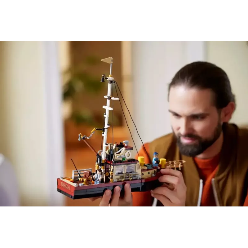 Konstruktsioonikomplekt LEGO Ideas 21350 Jaws komplekt — 1497 tükki, 3 minifiguuri, paat ja ikooniline hai, soovitatav vanus 18+
