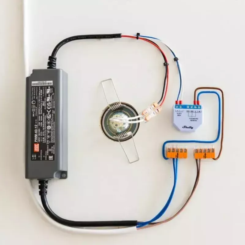 Dimmer Shelly Plus 0-10V sisseehitatud sinine hall juhtmevaba juhtimine 110-240V