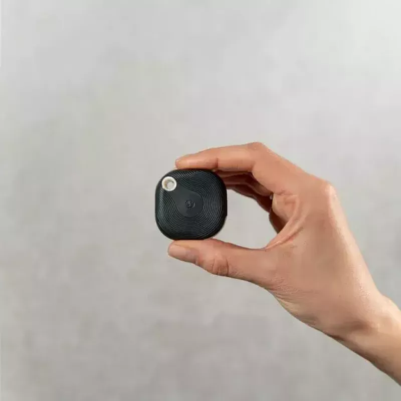 Nutinupp Shelly BLU Button Tough 1 Must Plastik 3V CR2032