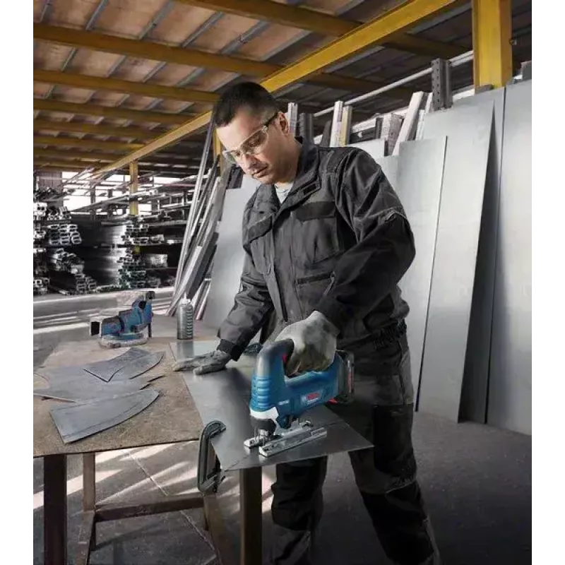 Bosch GST 18V-125 B Professional akutrell-saag