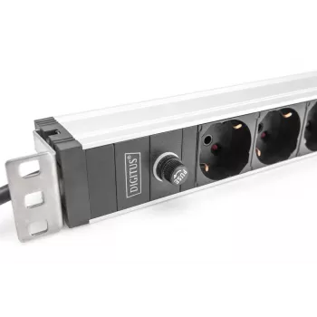 DIGITUS 1U alumiiniumist PDU, 8x Itaalia pistikupesa, eelkaitsega 10 A pistik, 250 VAC
