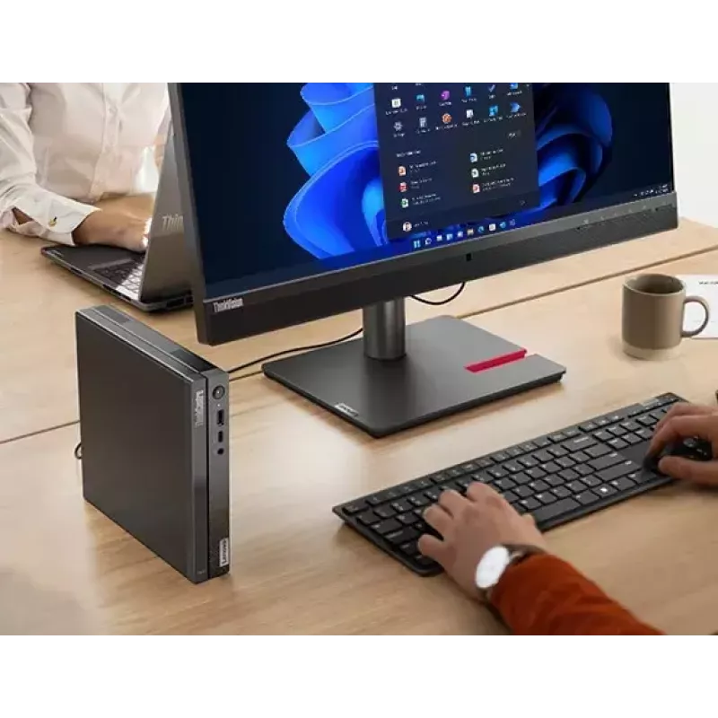 Lenovo ThinkCentre neo 50q Gen 4 Intel® Core™ i5 i5-13420H 8 GB DDR4-SDRAM 256 GB SSD Windows 11 Pro Mini PC Must