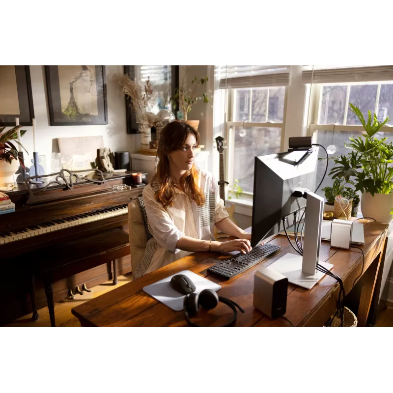 HP 965 4K voogedastuse veebikaamera, 8 MP, 3840 x 2160 pikslit, Full HD, 60 kaadrit sekundis, 1280x720@30fps, 1280x720@60fps, 1920x1080@30fps, 1920x1080@60fps, 3840x2160@30fps, USB