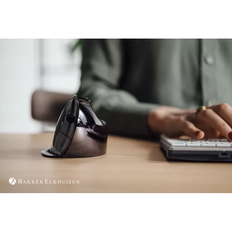 BakkerElkhuizen Evoluent D Medium Wireless, paremakäeline, vertikaalne disain, laser, RF juhtmevaba, 3200 DPI, must