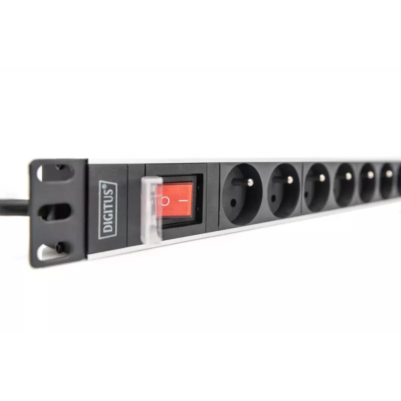 DIGITUS 1U alumiiniumist PDU, rack'ile paigaldatav, 8x CEE 7/5 nimivõimsus: 16A, 4000W, 250VAC 50/60Hz,