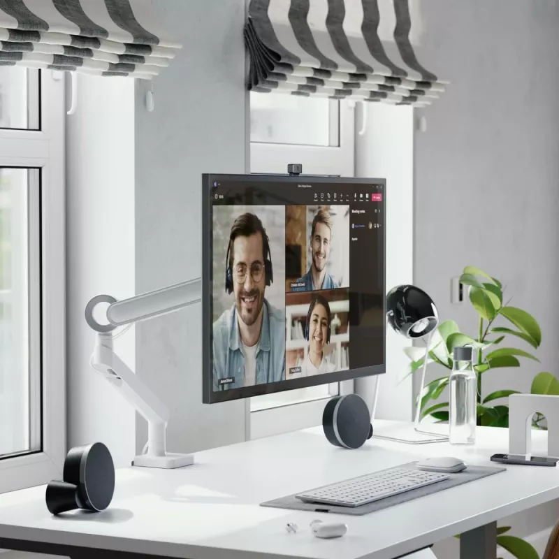 ALOGIC lauamonitor - Clarity Max Touch - 32-tolline puuteekraan - 3840x2160 (4K UHD) USB-C toite ja veebikaameraga