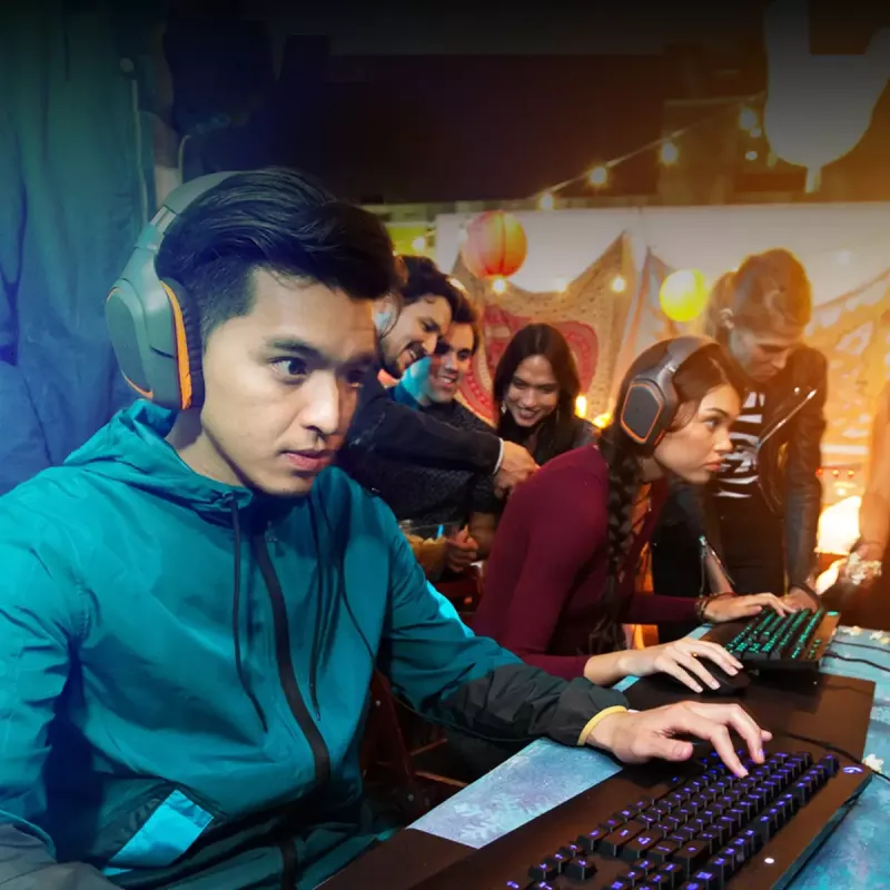 Mänguklaviatuur Logitech G G213 Prodigy täissuuruses RGB LED juhtmega
