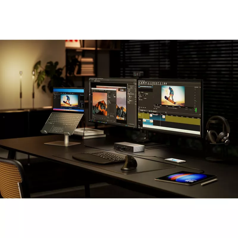 Kensington SD5000T5 EQ Thunderbolt 5 kolmekordne 4K dokkimisjaam 140W PD-ga – Windows/macOS