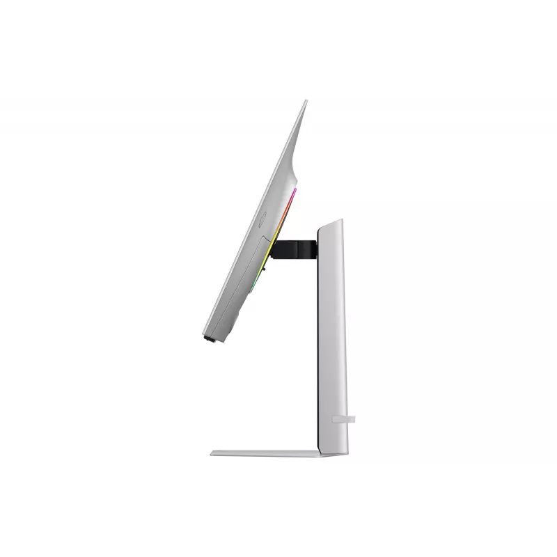 Samsung G80SD arvutimonitor 81,3 cm (32 tolli) 3840 x 2160 4K Ultra HD OLED hõbedane