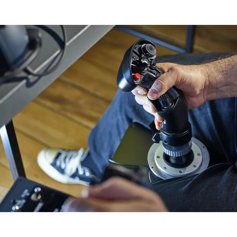 Thrustmaster F/A-18C Hornet HOTAS Must Juhtkang