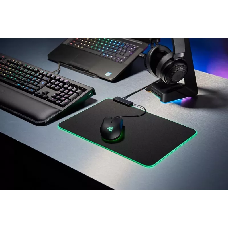 Mänguhiirematt Razer Goliathus Extended Chroma Must