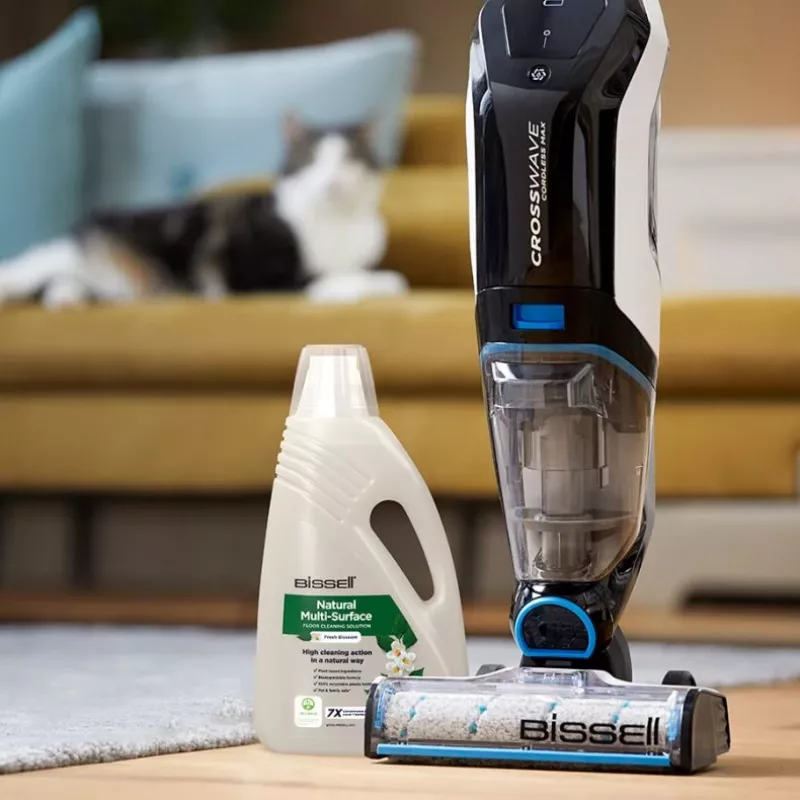 Bissell Natural Multi-Surface põrandapuhastuslahus 2 L