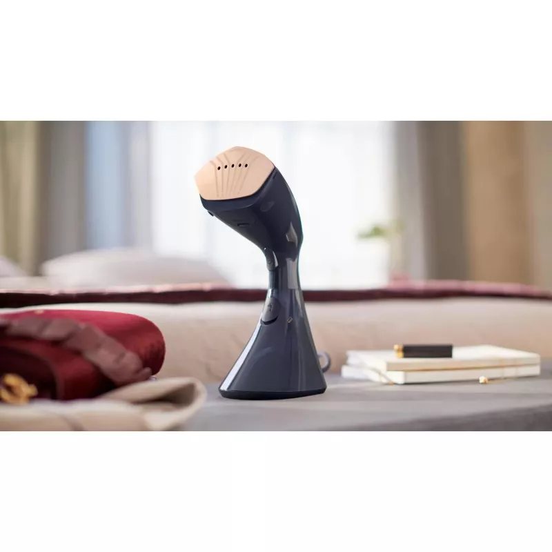 Rõivaste auruti Philips GC810/20 — 1600 W, 0,23 L veepaak, 32 g/min pidev auruvool, must/roosa